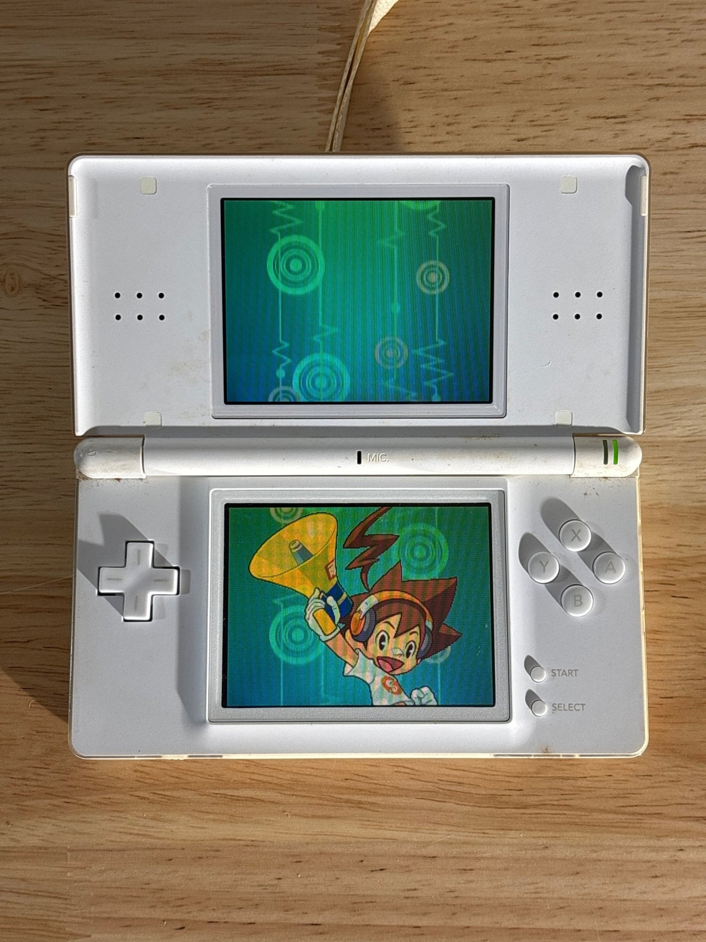 White Nintendo DS Lite - Charger Included - ChronicCards