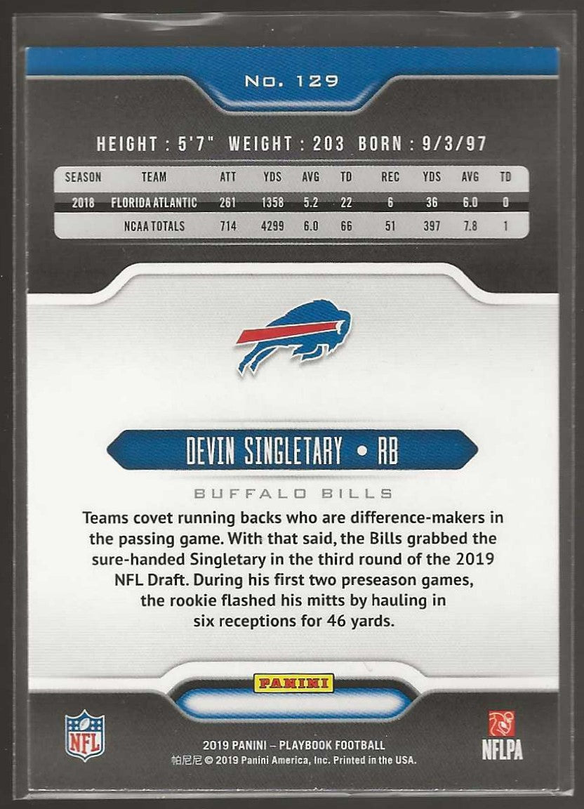 2019 Panini Playbook #129 Devin Singletary