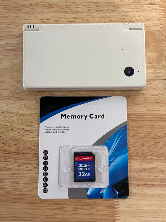 White Nintendo DSi - SD Card Included - ChronicCards