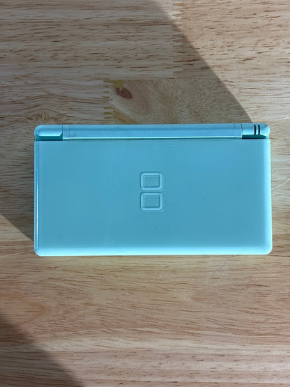 Ice Blue Nintendo DS Lite - ChronicCards