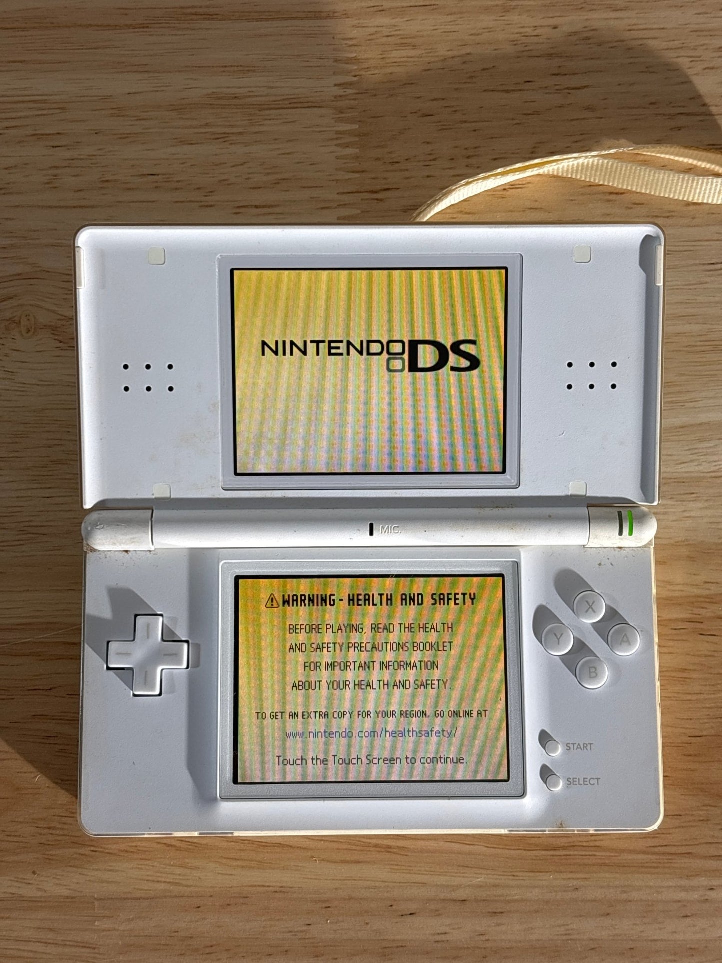 White Nintendo DS Lite - Charger Included - ChronicCards