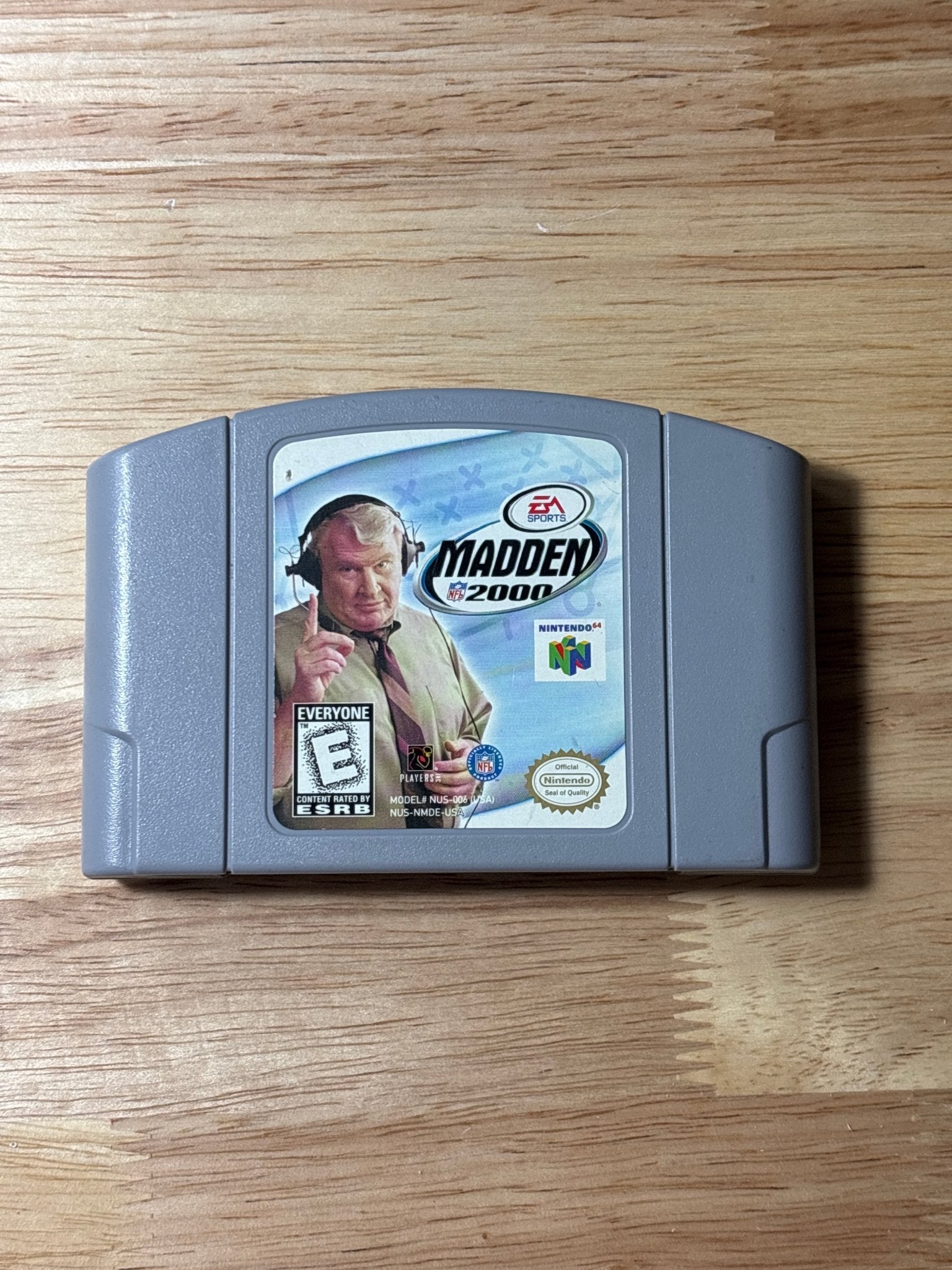 EA Sports Madden 2000 - ChronicCards