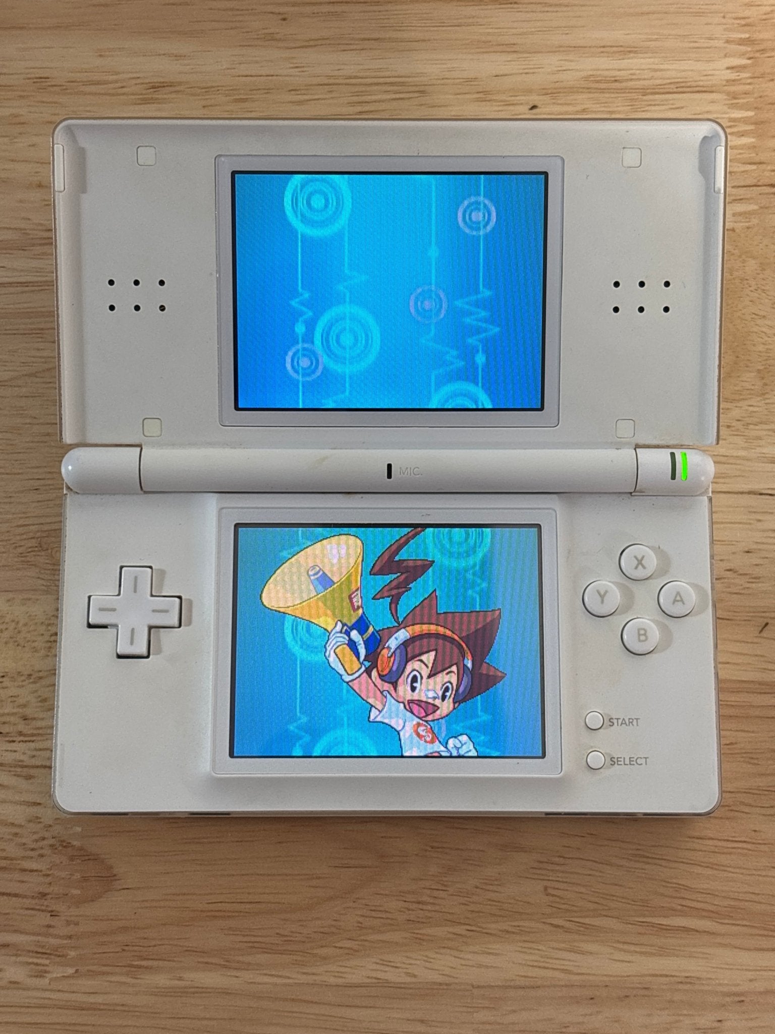 White Nintendo DS Lite with Charger, Stylus and GBA Dust Cover - ChronicCards