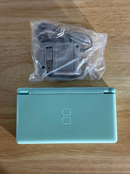 Ice Blue Nintendo DS Lite - ChronicCards